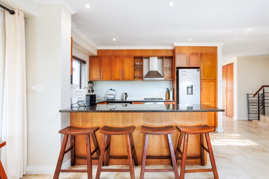 To Let 4 Bedroom Property for Rent in Pearl Valley at Val de Vie Western Cape